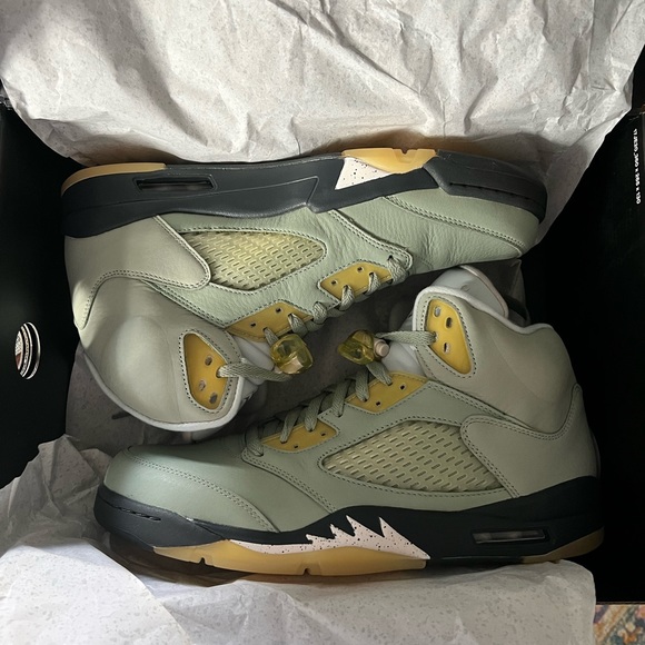 Jordan 5 Retro “Jade Horizon” - Picture 2 of 3